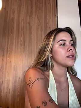 Emilia Bakerr online show from June 2026 06:49:01 PM