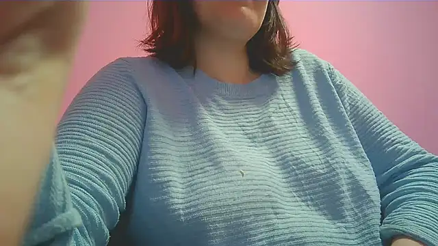 Lucinka1 online show from December 2024 05:22:01 PM