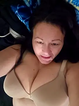 Snapshot of sweetkitty111 chatting on January 2026 03:25:02 PM sweetkitty111 online show from January 2026 03:25:02 PM