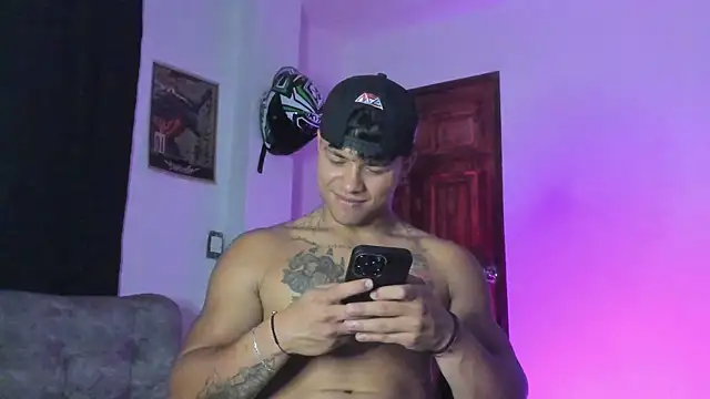 Dominic Biker   online show from April 2026 01:38:01 AM