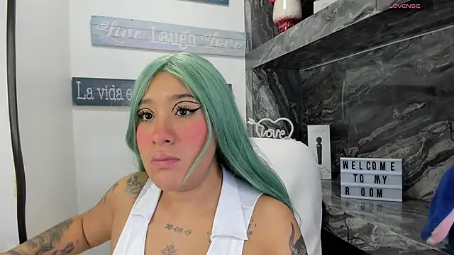 Snapshot of miss_danika chatting on November 2025 10:59:01 AM miss danika online show from November 2025 10:59:01 AM