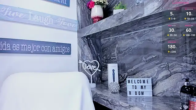 Snapshot of miss_danika chatting on November 2025 11:09:01 AM miss danika online show from November 2025 11:09:01 AM