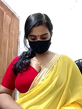 Snapshot of Ritusri_Dotta chatting on February 2025 11:09:01 PM Ritusri Dotta online show from February 2025 11:09:01 PM