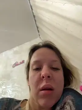 LikaCat online show from February 2026 04:17:01 AM