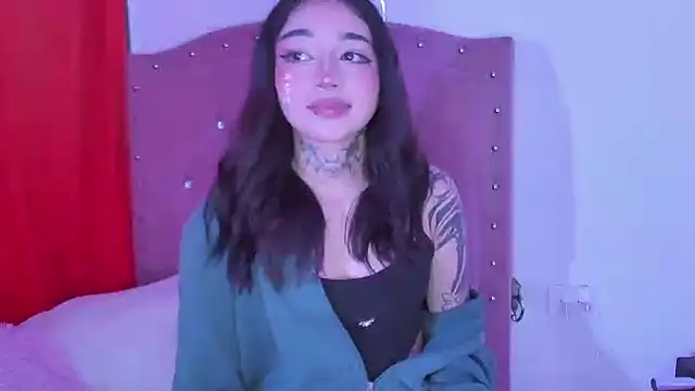 Snapshot of IrisMagiic chatting on September 2025 01:39:02 AM IrisMagiic online show from September 2025 01:39:02 AM