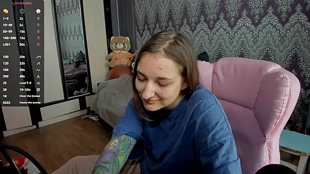 Snapshot of AlexRacc00n chatting on January 2025 09:03:01 AM AlexRacc00n online show from January 2025 09:03:01 AM