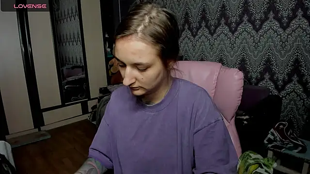 Snapshot of AlexRacc00n chatting on February 2025 03:28:02 PM AlexRacc00n online show from February 2025 03:28:02 PM