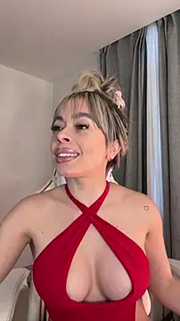 Snapshot of Alison_Diaz17 chatting on November 2025 10:30:02 PM Alison Diaz17 online show from November 2025 10:30:02 PM