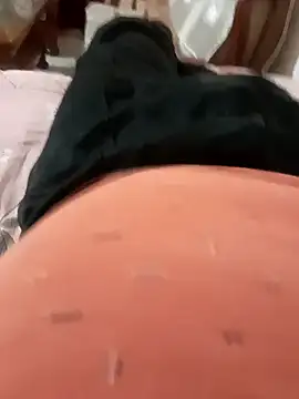 Alonesexyboy1 online show from December 2024 05:01:01 PM