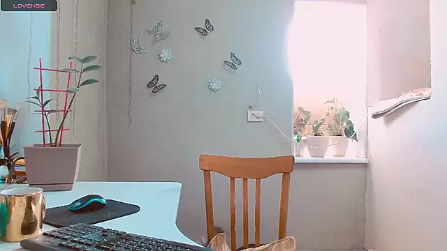 Snapshot of RosaJil chatting on January 2025 01:03:01 PM RosaJil online show from January 2025 01:03:01 PM