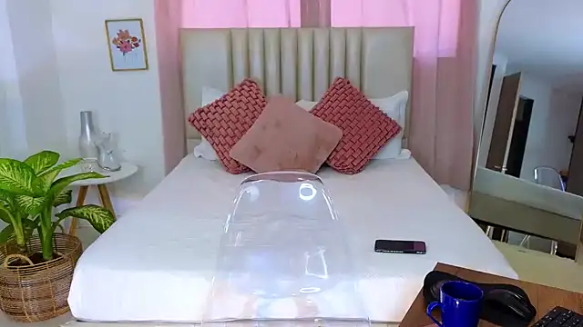 KristennBlue online show from January 2025 10:24:01 PM