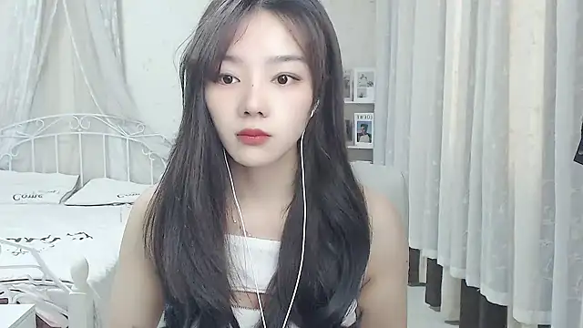 Snapshot of Jenny-Z chatting on April 2026 01:51:01 AM Jenny-Z online show from April 2026 01:51:01 AM