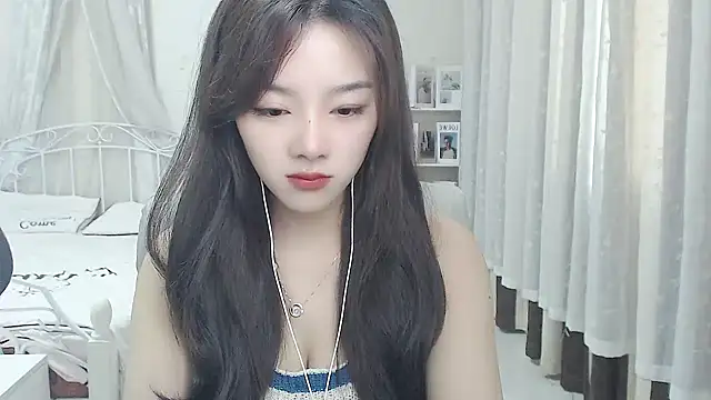 Snapshot of Jenny-Z chatting on April 2026 01:58:02 AM Jenny-Z online show from April 2026 01:58:02 AM