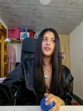 Snapshot of mari_mar69 chatting on July 2026 04:57:02 PM mari mar69 online show from July 2026 04:57:02 PM
