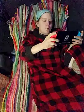 Snapshot of shadow199393 chatting on December 2024 07:17:01 PM shadow199393 online show from December 2024 07:17:01 PM