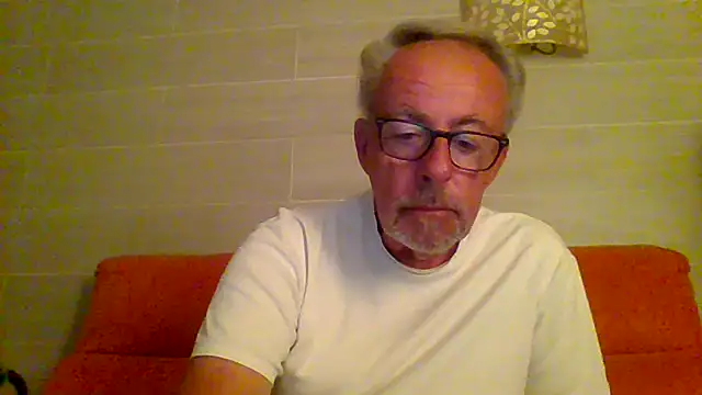 tuggy59 online show from December 2025 02:53:01 AM