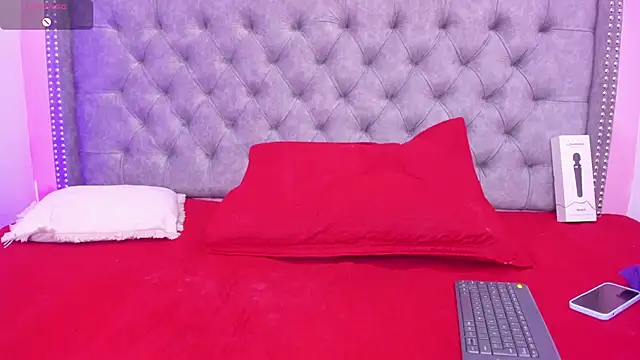 Snapshot of Sofia_Girl_ chatting on October 2025 08:09:01 AM Sofia Girl online show from October 2025 08:09:01 AM