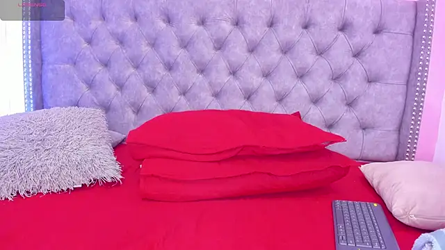 Snapshot of Sofia_Girl_ chatting on November 2025 07:42:01 AM Sofia Girl online show from November 2025 07:42:01 AM