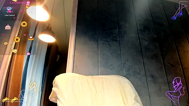 Snapshot of Sassy_Teen chatting on November 2025 09:31:02 AM Sassy Teen online show from November 2025 09:31:02 AM