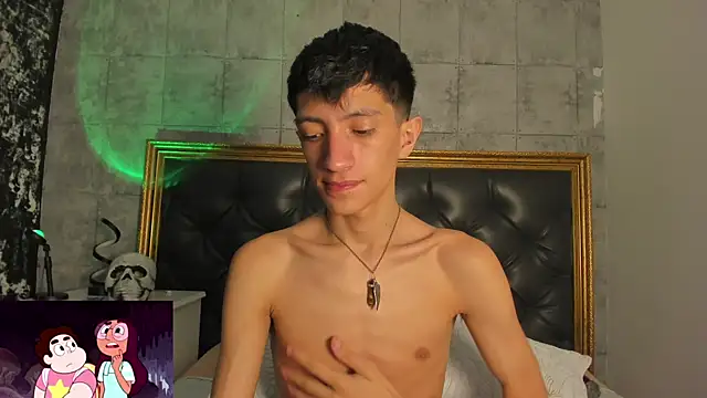 DereckCooperr online show from March 2025 08:02:02 AM