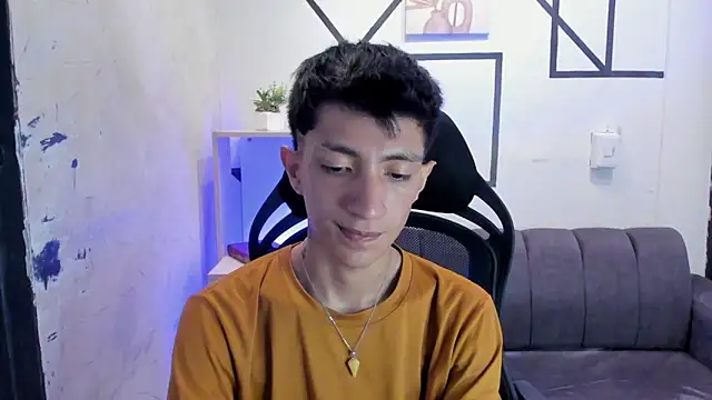 DereckCooperr online show from October 2025 10:06:02 PM