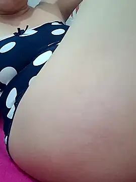  Bella Candy  online show from December 2024 11:40:02 PM