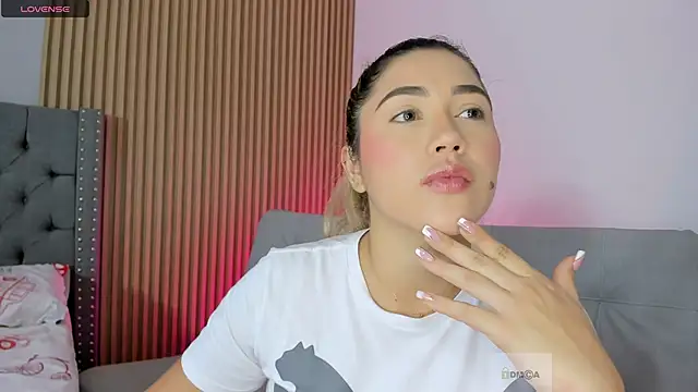 susan  hills online show from January 2025 09:11:02 PM