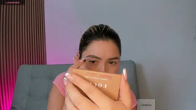 susan  hills online show from February 2025 01:08:02 PM