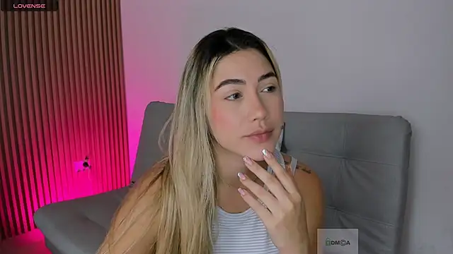 susan  hills online show from February 2025 03:16:01 PM