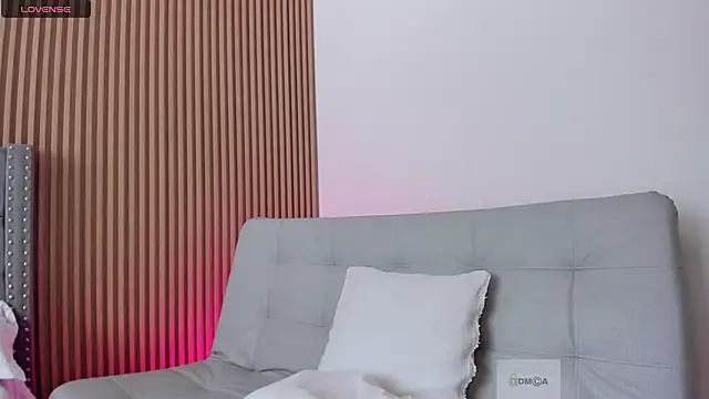 susan  hills online show from March 2025 02:44:01 PM