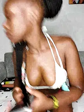 bebygirl143s online show from November 2025 09:58:01 PM