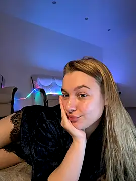 Snapshot of freiiaflower chatting on November 2025 01:26:01 AM freiiaflower online show from November 2025 01:26:01 AM