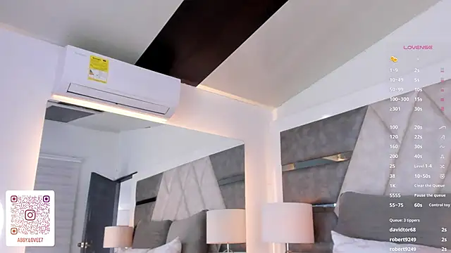 Gabbyy  online show from January 2025 04:52:01 PM