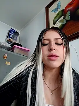 Snapshot of eva-2023 chatting on November 2025 01:55:01 PM eva-2023 online show from November 2025 01:55:01 PM