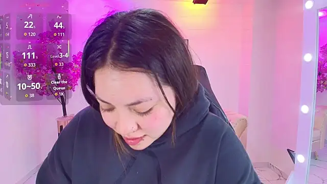 Isa reel online show from November 2025 07:13:01 PM