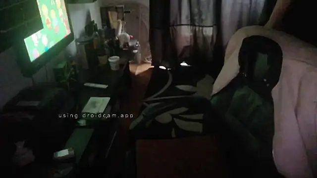 Snapshot of HardAlready chatting on December 2024 08:37:02 AM HardAlready online show from December 2024 08:37:02 AM