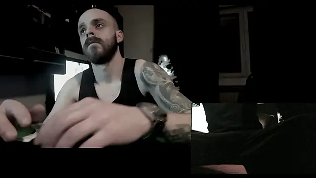 Snapshot of HardAlready chatting on January 2025 06:28:01 PM HardAlready online show from January 2025 06:28:01 PM