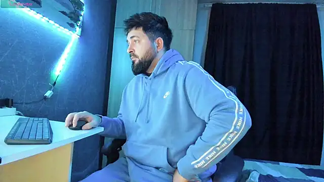 Eduu2322 online show from February 2025 11:04:02 PM