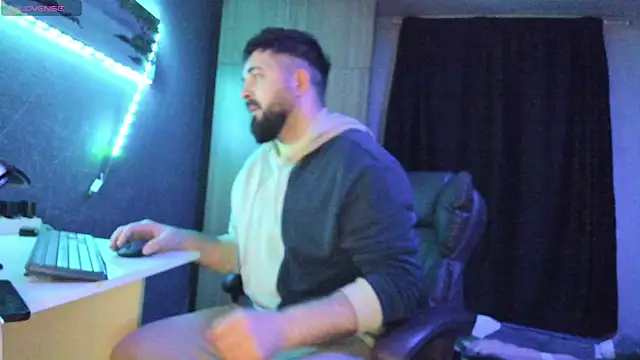 Eduu2322 online show from March 2025 09:48:01 PM