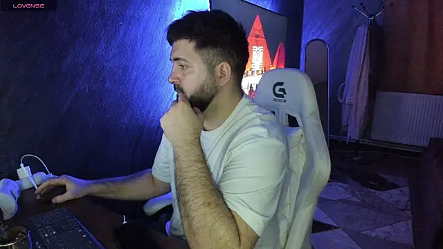 Snapshot of Eduu2322 chatting on February 2026 10:08:02 PM Eduu2322 online show from February 2026 10:08:02 PM