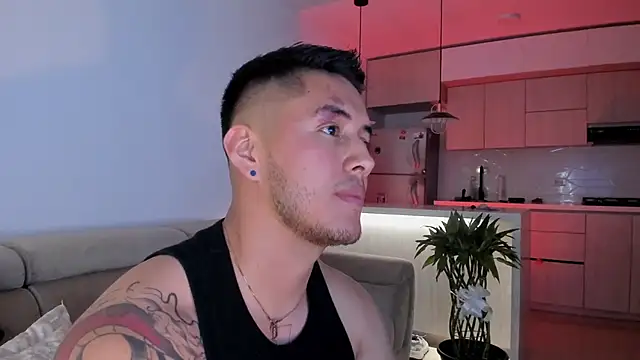 Snapshot of Chriskyle_ chatting on January 2025 10:05:02 AM Chriskyle online show from January 2025 10:05:02 AM