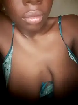 Snapshot of Saggy_boobs chatting on December 2024 11:51:01 PM Saggy boobs online show from December 2024 11:51:01 PM