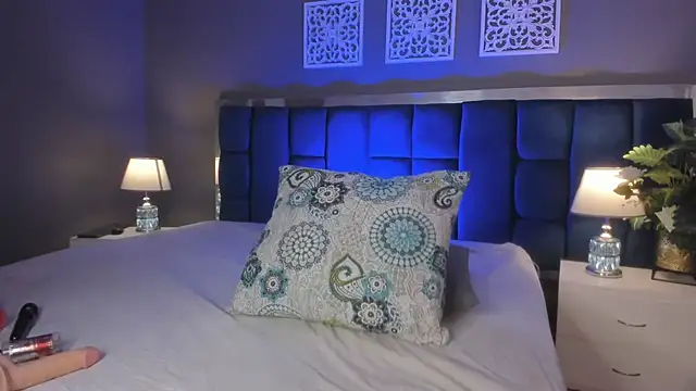 thecrazyadamss  online show from January 2025 05:48:01 PM