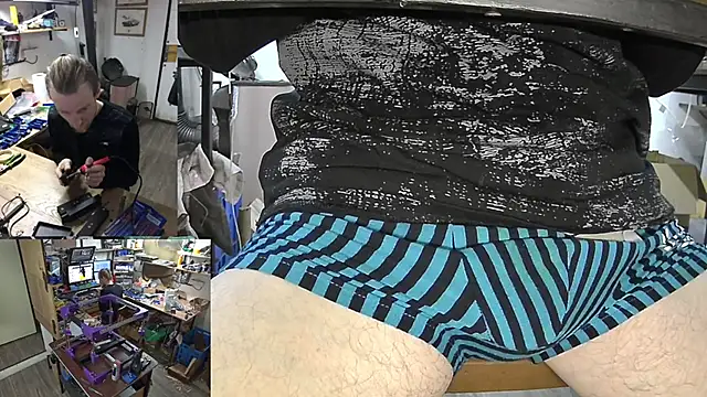 Happy Michal online show from December 2024 01:00:02 PM