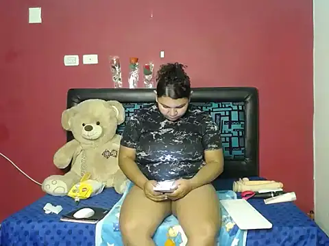 karolhot916 online show from March 2026 09:43:02 PM