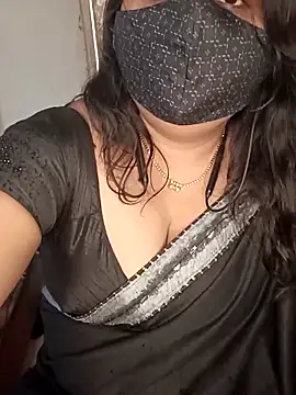 Snapshot of Love-priya chatting on February 2025 09:50:02 AM Love-priya online show from February 2025 09:50:02 AM