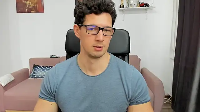 Snapshot of BrutusK08 chatting on January 2025 09:23:01 AM BrutusK08 online show from January 2025 09:23:01 AM