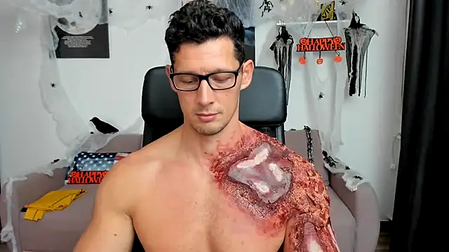 Snapshot of BrutusK08 chatting on October 2025 09:05:02 PM BrutusK08 online show from October 2025 09:05:02 PM