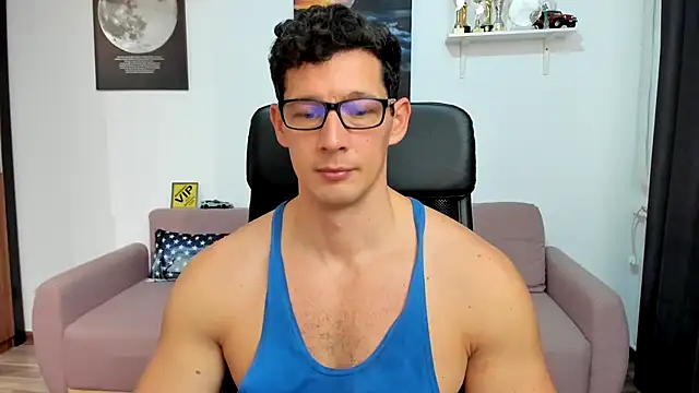 Snapshot of BrutusK08 chatting on November 2025 07:31:02 AM BrutusK08 online show from November 2025 07:31:02 AM