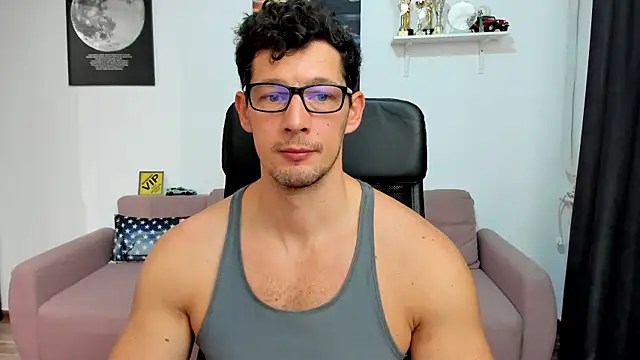 Snapshot of BrutusK08 chatting on December 2025 08:23:01 AM BrutusK08 online show from December 2025 08:23:01 AM